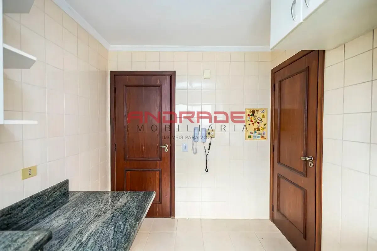 Unfurnished 3-bedroom apartment with 118 m² — photo 24