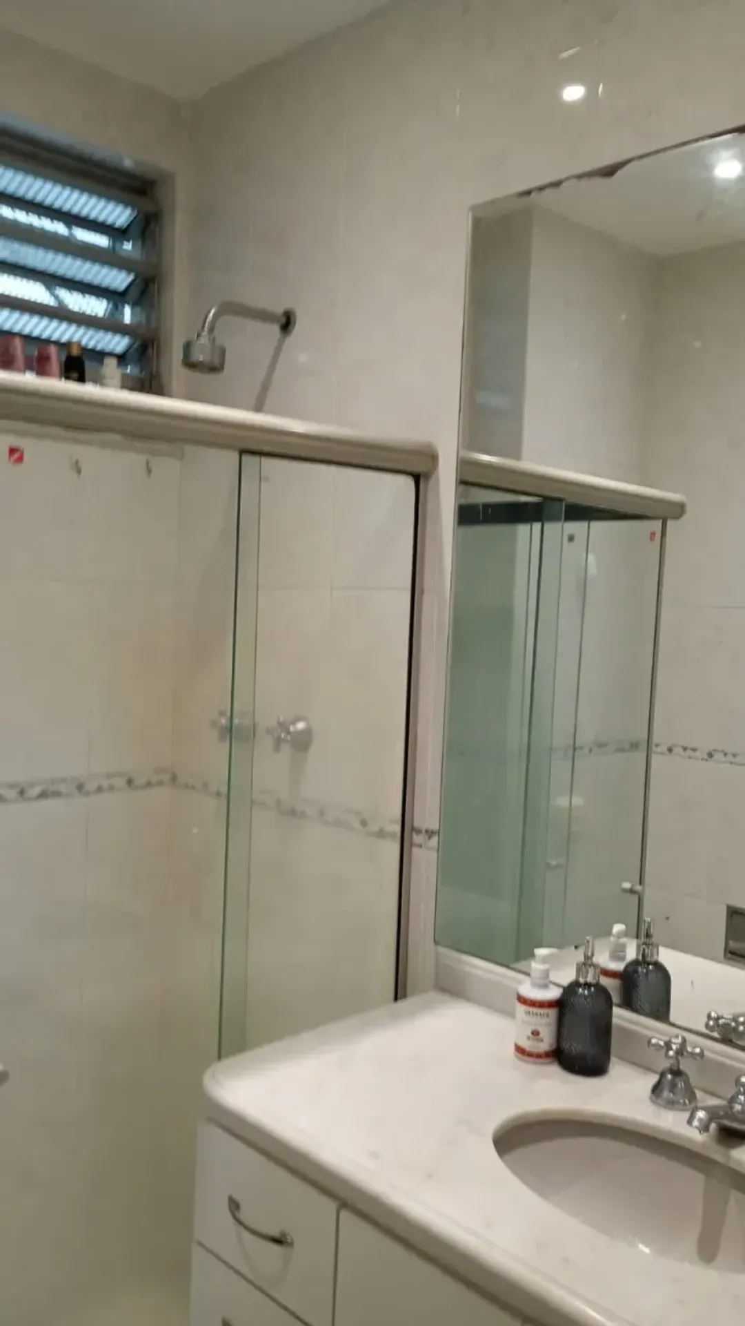 2-bedroom apartment with a washing machine — photo 12