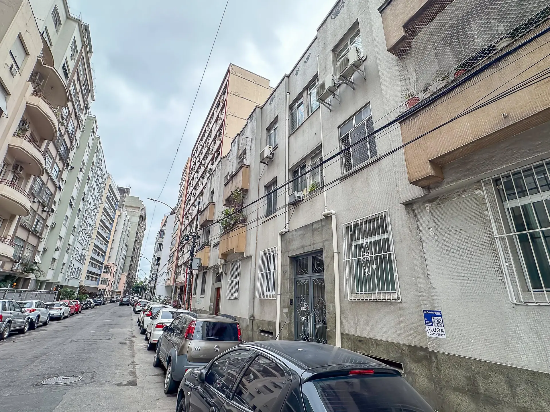Furnished 1-bedroom apartment with balcony and private garden — photo 32