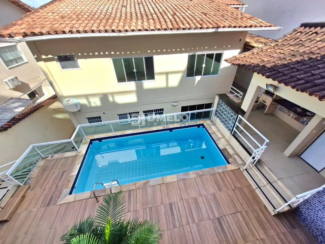 4-bedroom house with a bathtub in Rio de Janeiro — photo 22