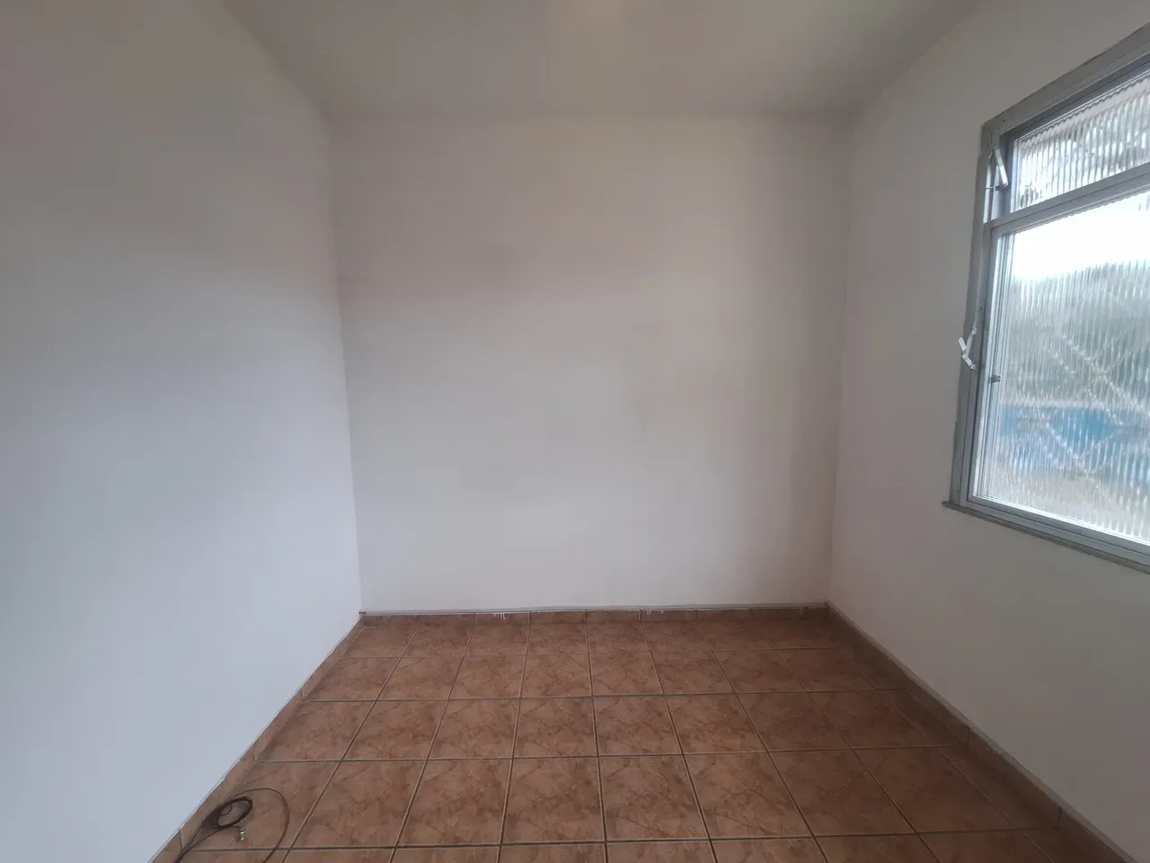 Unfurnished rental apartment with 2 bedrooms and 2 baths — photo 9