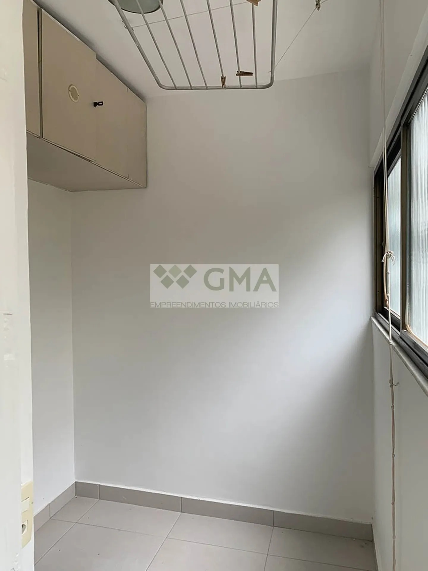 Apartamento com 3 quartos e cozinha fechada a gás — photo 23