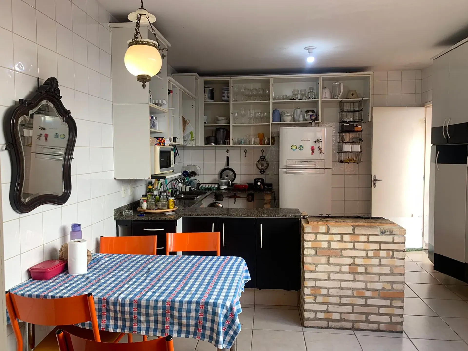 Casa amueblada con parrilla empotrada en el balcón — photo 6