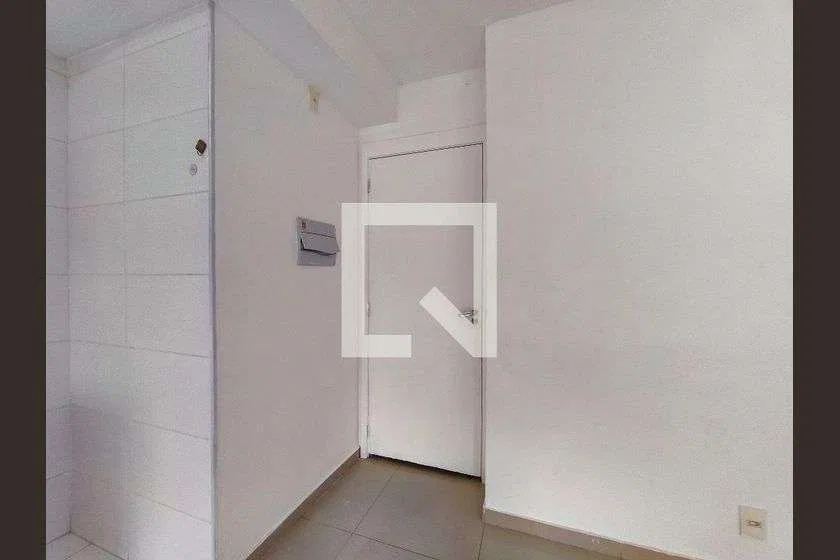 2-bedroom apartment in a building with a pool — photo 15