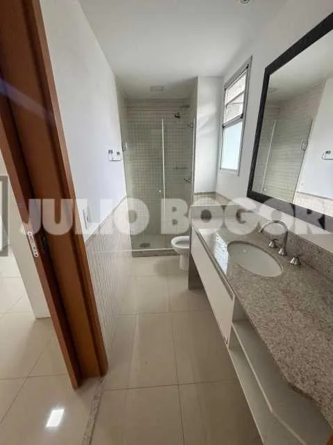 Apartamento de 4 quartos em condomínio com piscina coberta — photo 9