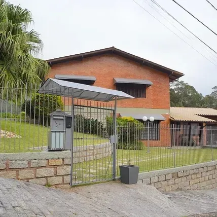 Estudio sin aparcamiento con lavadora y jardín privado — photo 8
