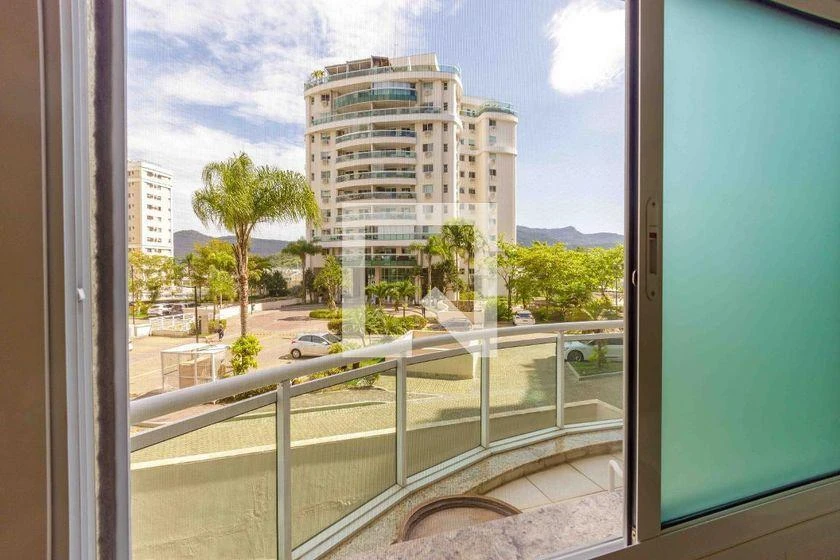 Apartamento mobiliado, 99 m², com janelas do piso ao teto — photo 27