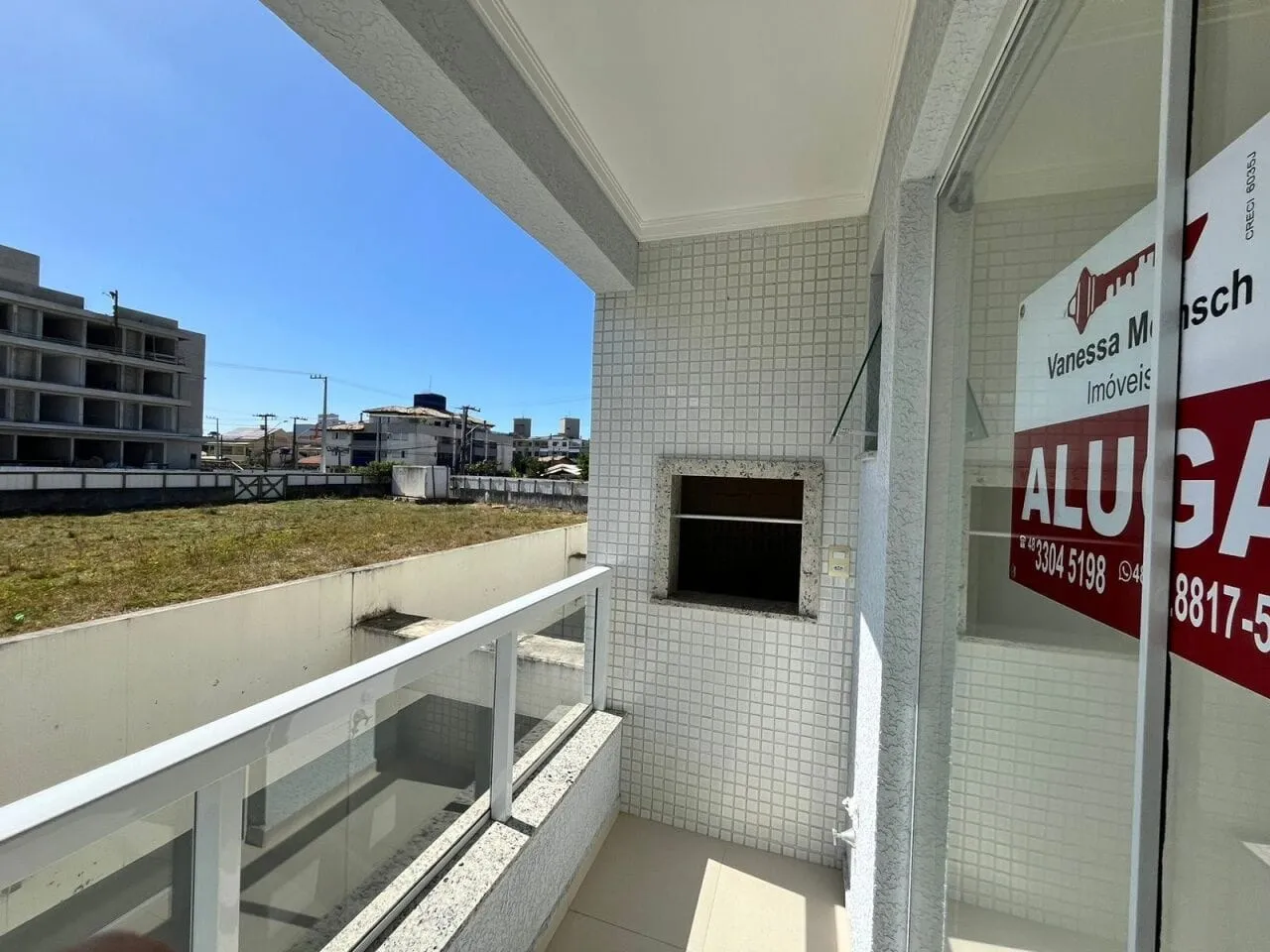 1-bedroom apartment with open kitchen and private BBQ — photo 4