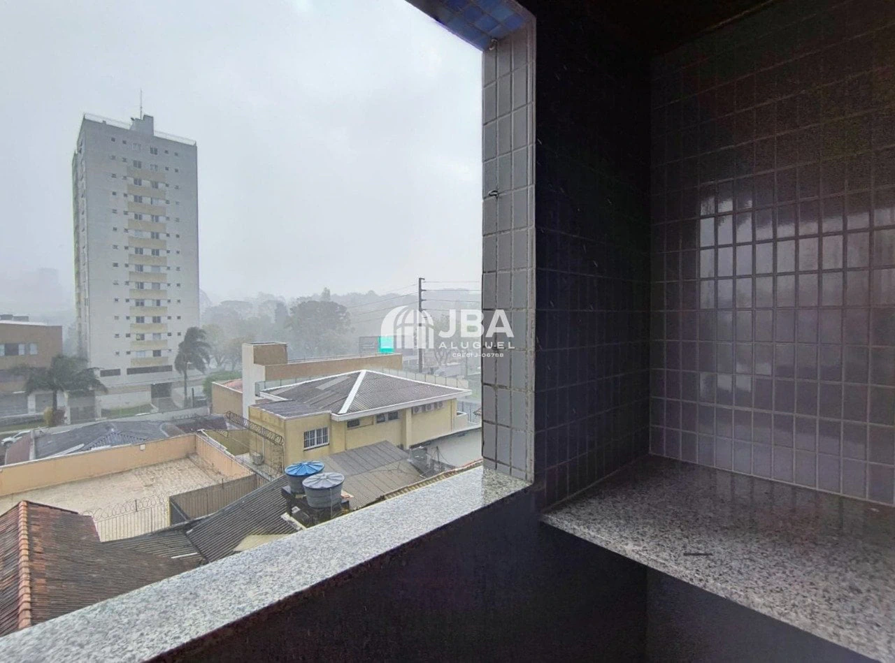 Departamento de 2 dormitorios con piso de madera o laminado — photo 11