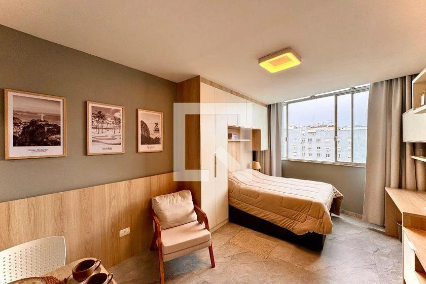 Furnished studio, 30 m², with a home office — photo 4