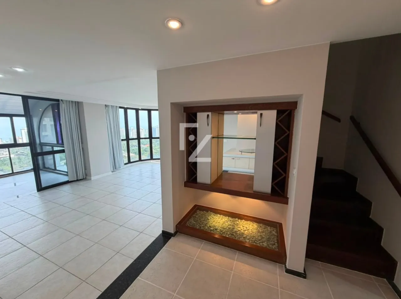 Apartment with 4 bedrooms and 5 bathrooms on the 20th floor — photo 7