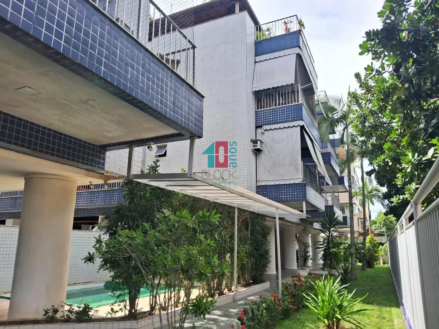 Apartamento com 3 quartos e piscina no condomínio — photo 35