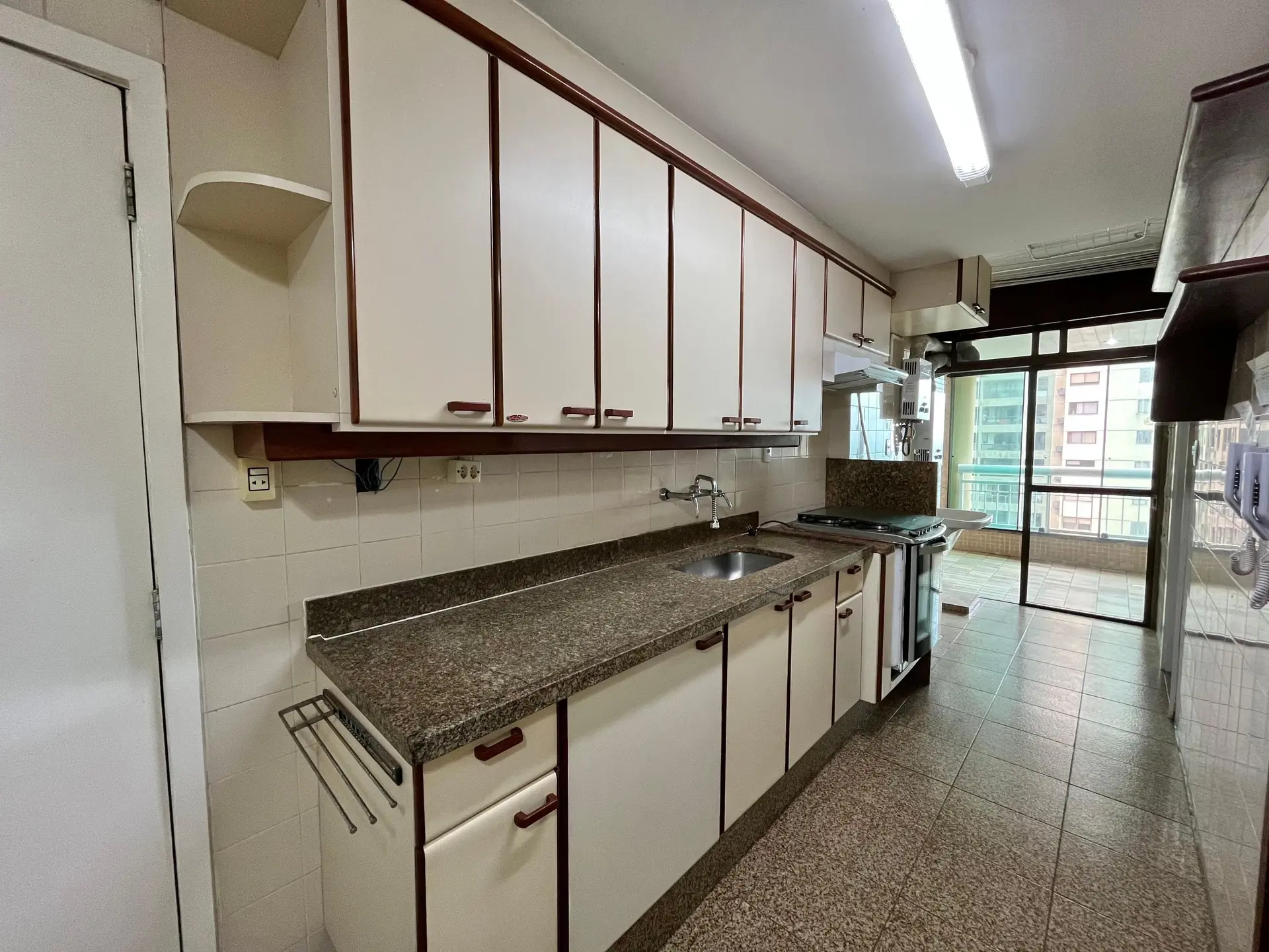 Apartment, 147 m², with a water view — photo 2