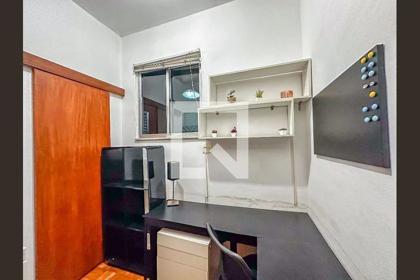 96 m² apartment with 3 bedrooms and a separate kitchen — photo 39