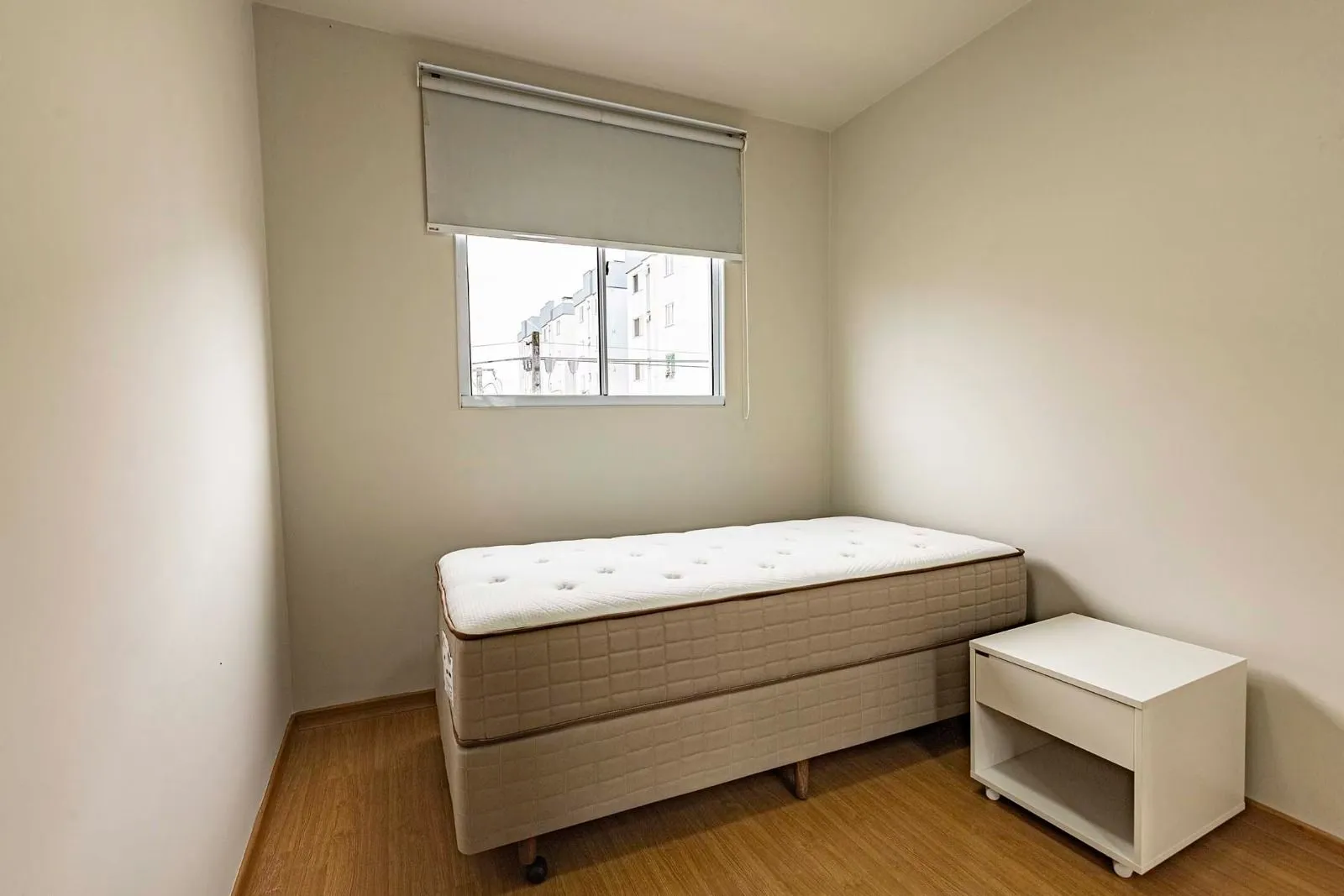 2-bedroom apartment in a building with a coworking space — photo 3