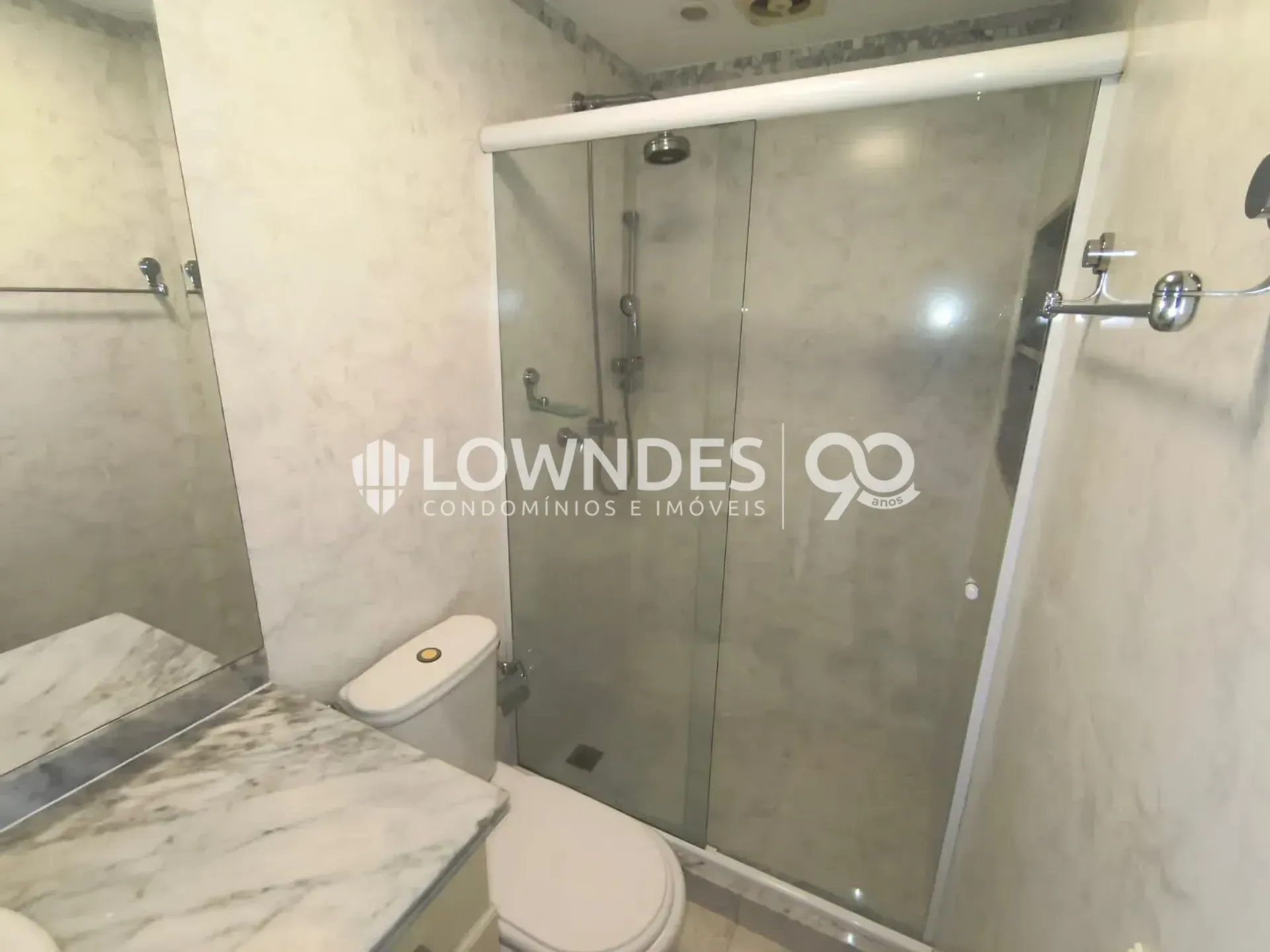 2-bedroom apartment with a home office in Rio de Janeiro — photo 35