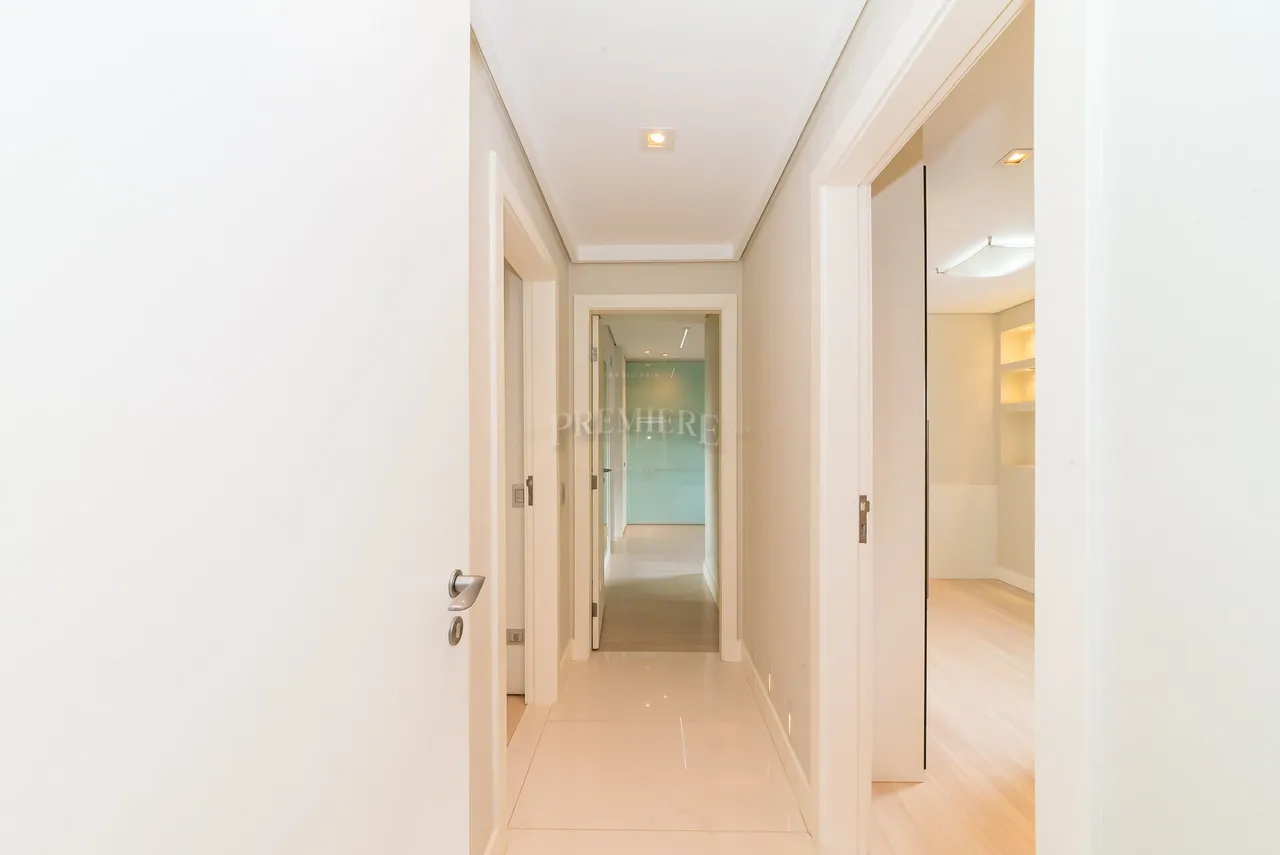 Apartamento de 3 suítes com 265 m² e 2 vagas — photo 14