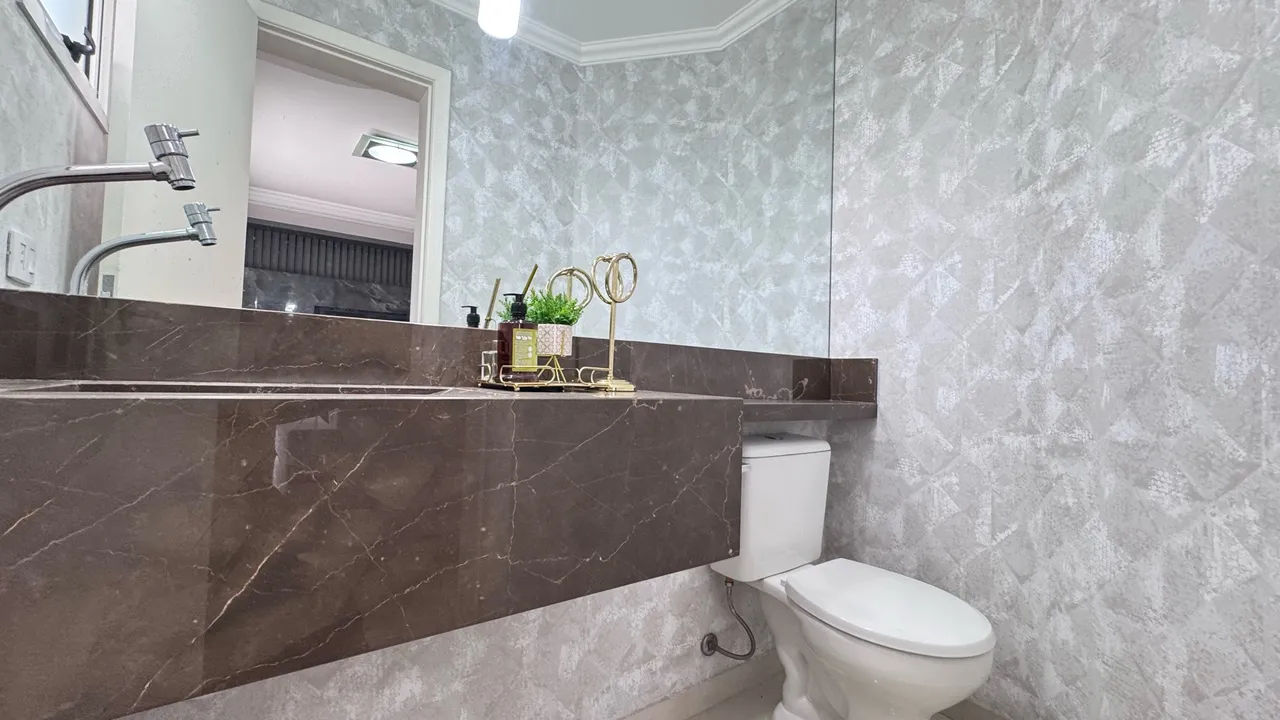 Washing machine in a 3-bedroom house, 190 m² — photo 16