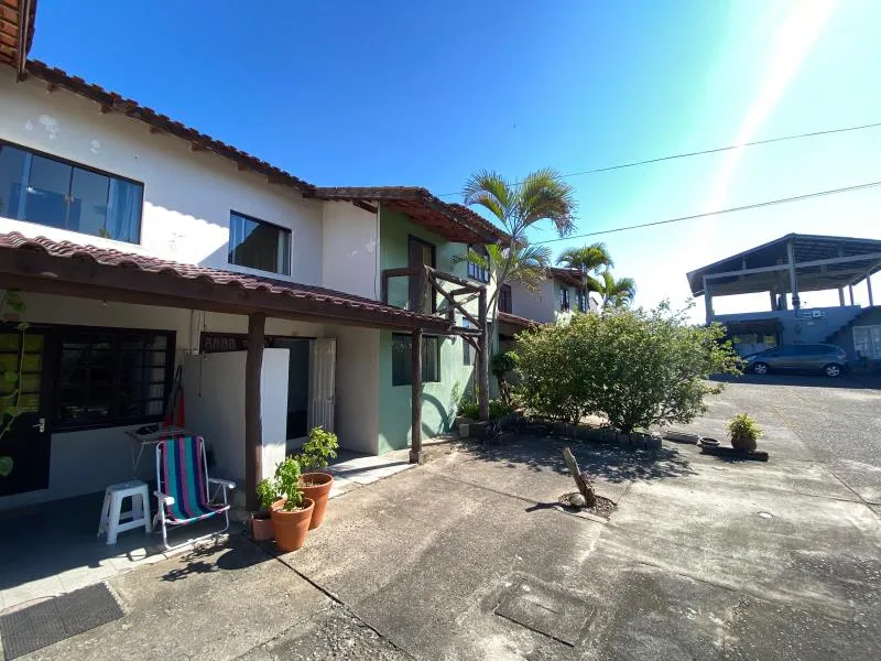 Apartamento mobiliado de 60 m² com 2 dormitórios e 1 banheiro — photo 3