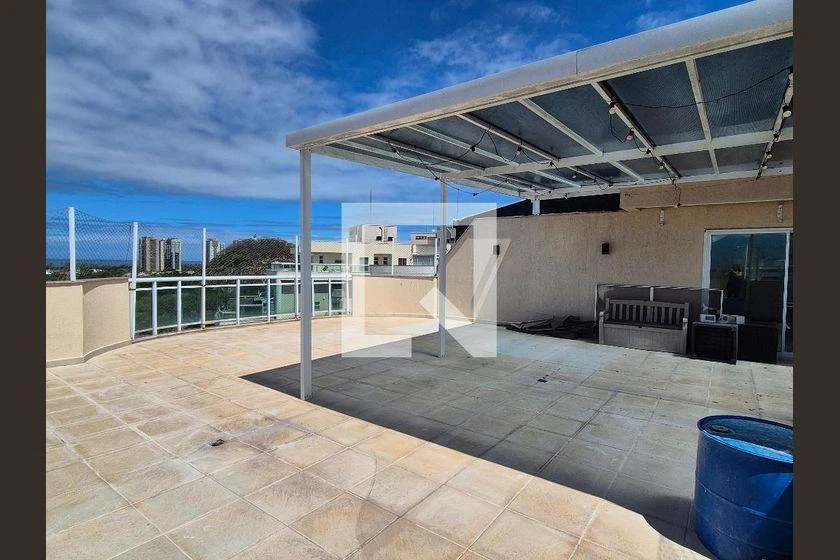Furnished 3-bedroom apartment with balcony and views — photo 22