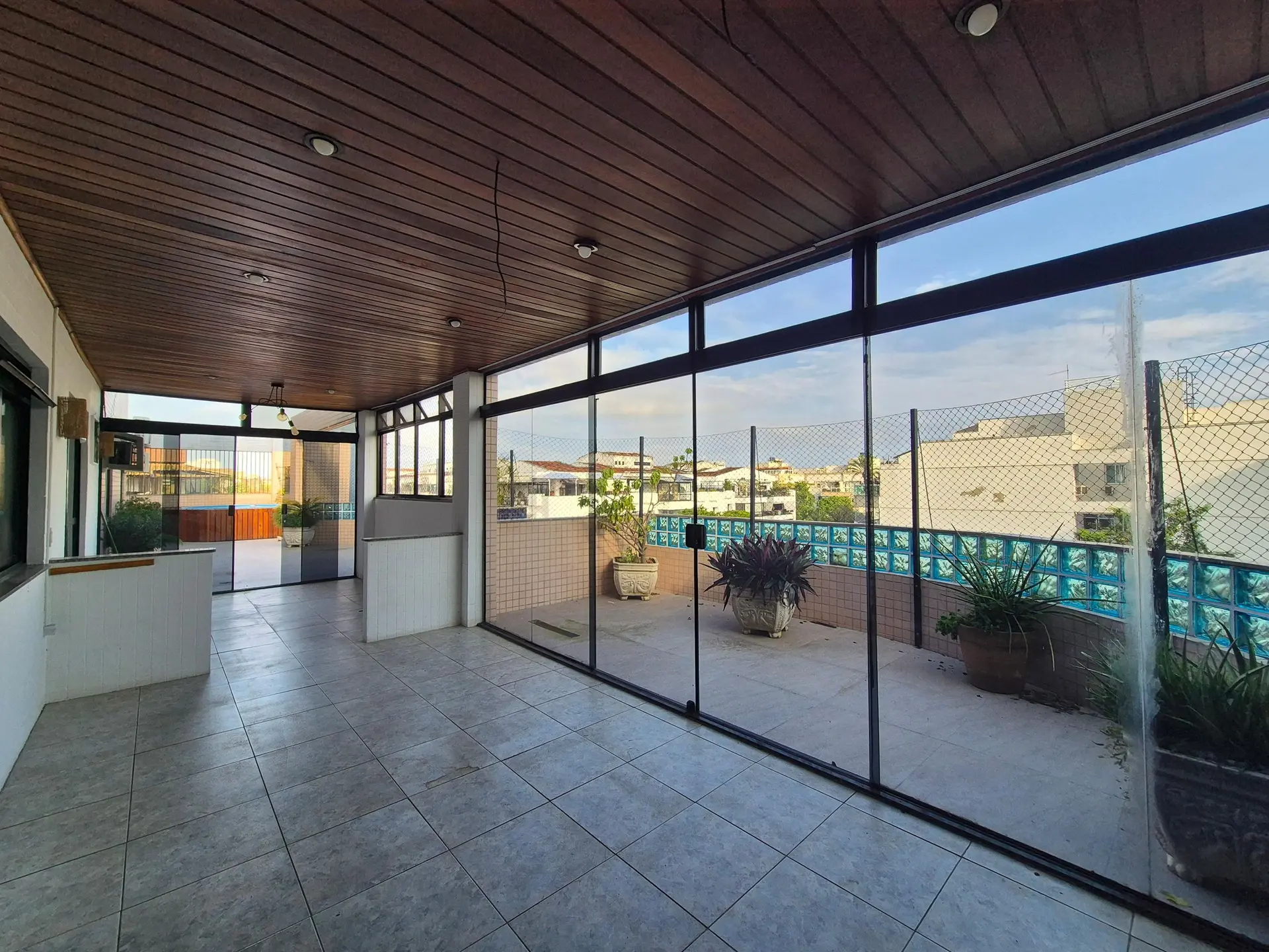 Apartamento, 260 m², com varanda envidraçada — photo 23