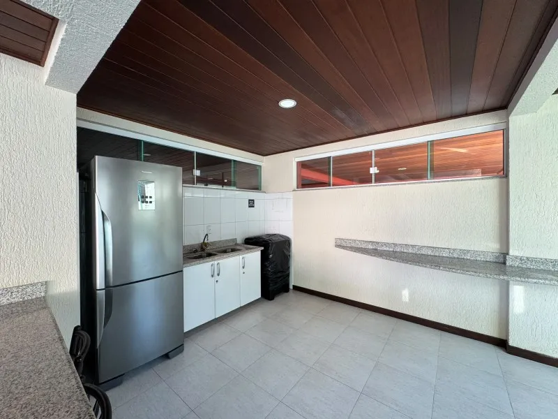 Furnished apartment, 124 m², with floor-to-ceiling windows — photo 18