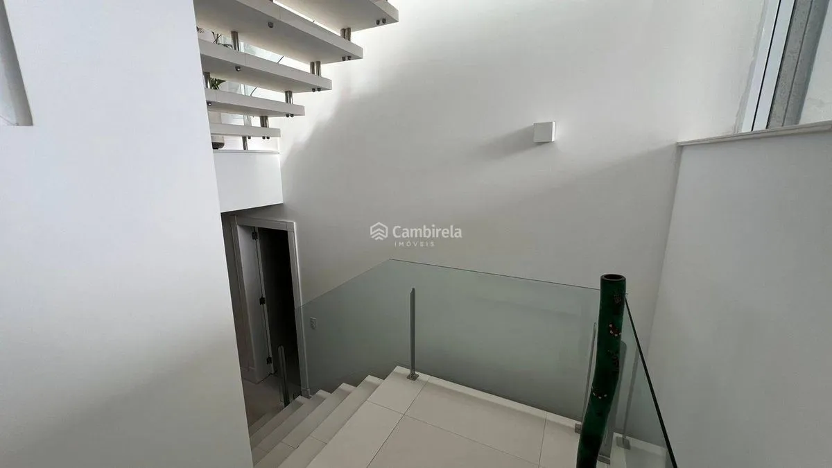 Casa mobiliada com 6 suítes e 1837 m² — photo 89