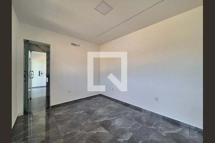 House, 400 m², with a washing machine — photo 48