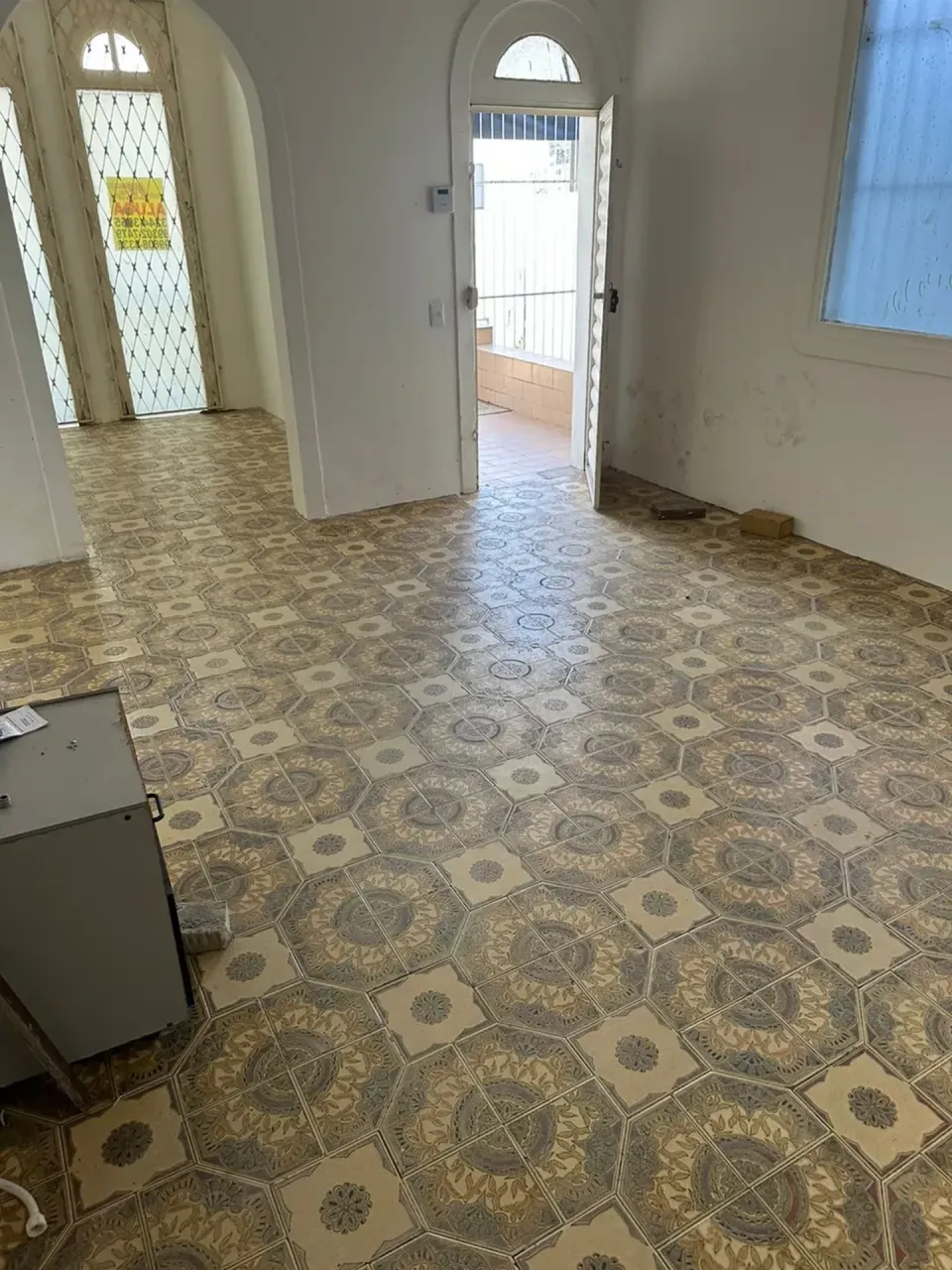 Unfurnished house with 1 bedroom and closed kitchen