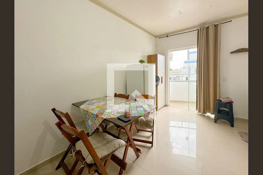Furnished apartment with 2 bedrooms and a balcony — photo 8