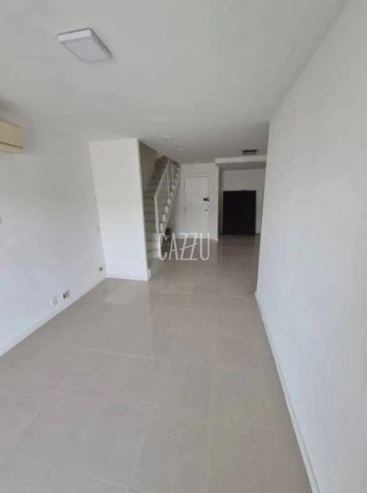 3-bedroom apartment with a mountain view — photo 13