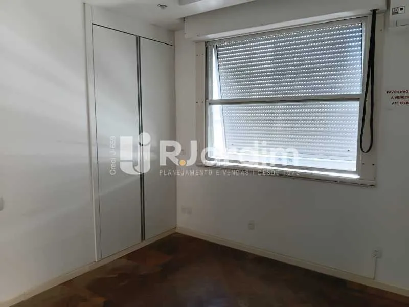 3-bedroom apartment with 130 m² and 3 bathrooms — photo 16