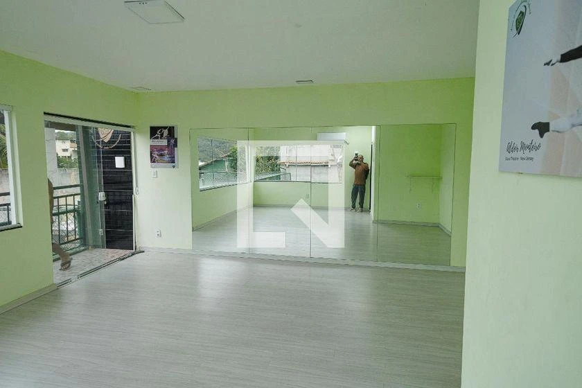 Furnished 4-bedroom house with 5 baths and 1200 m² — photo 15