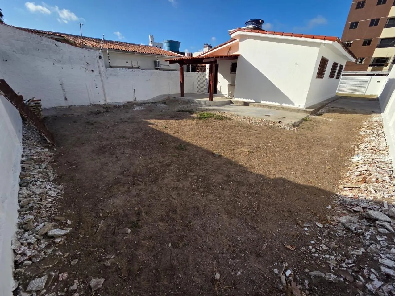Оренда будинку з 3 спальнями та 1 ванною кімнатою — photo 4