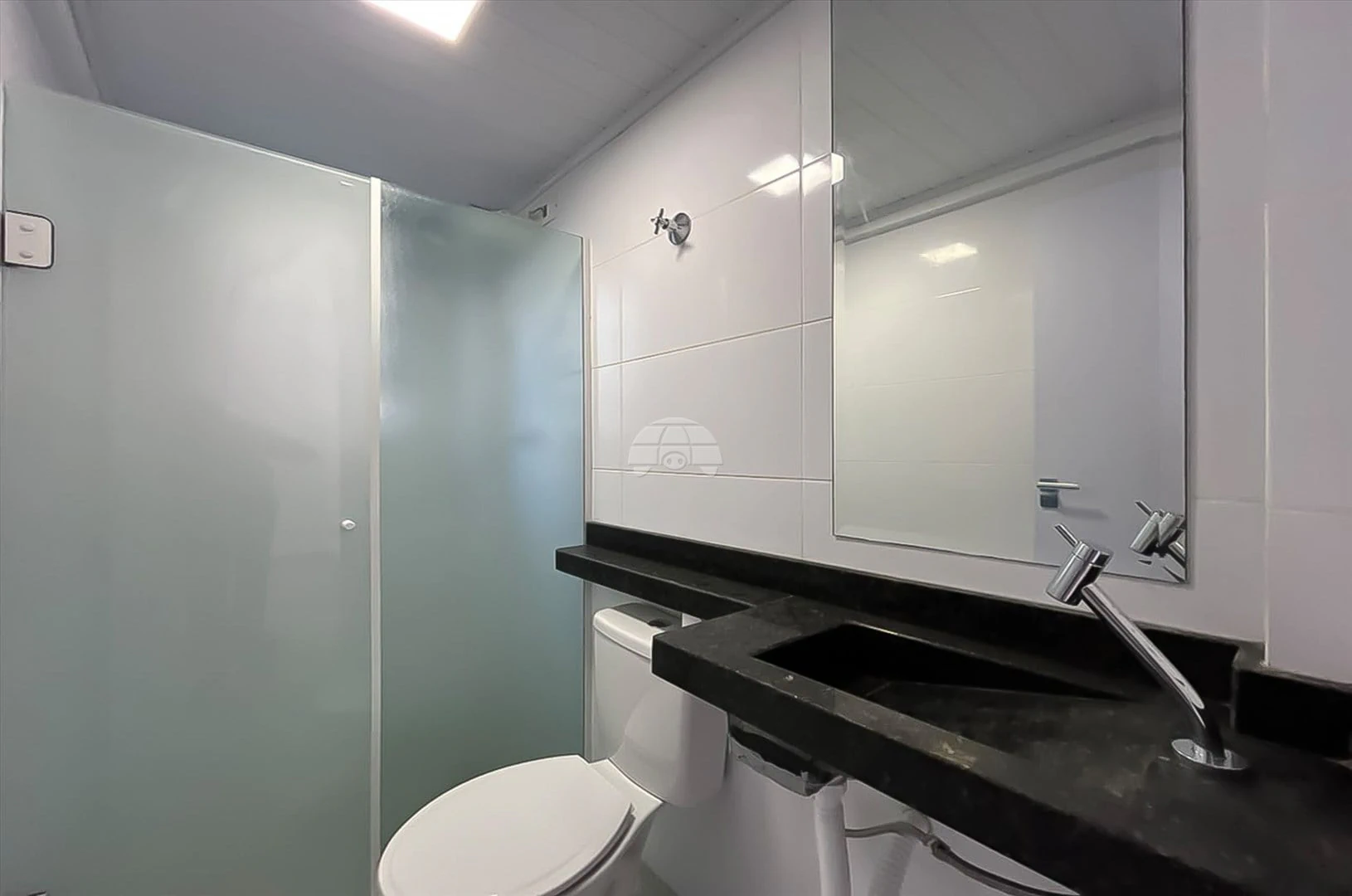 Wood or laminate floors in a 3-bedroom apartment, 50 m² — photo 7