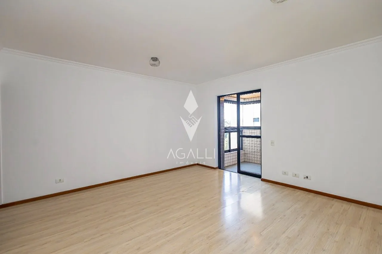 Apartment, 112 m², with a glass-enclosed balcony — photo 5