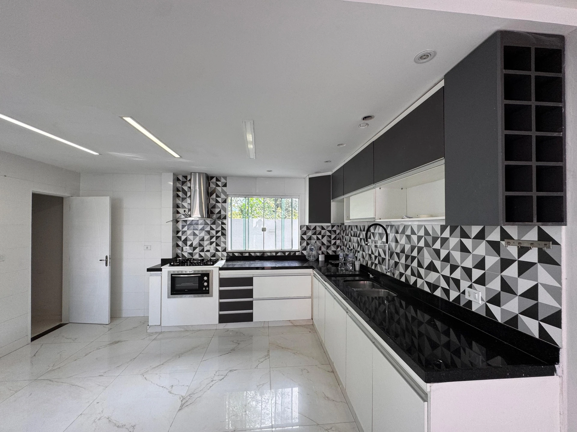 3-bedroom house with a walk-in closet in Rio de Janeiro