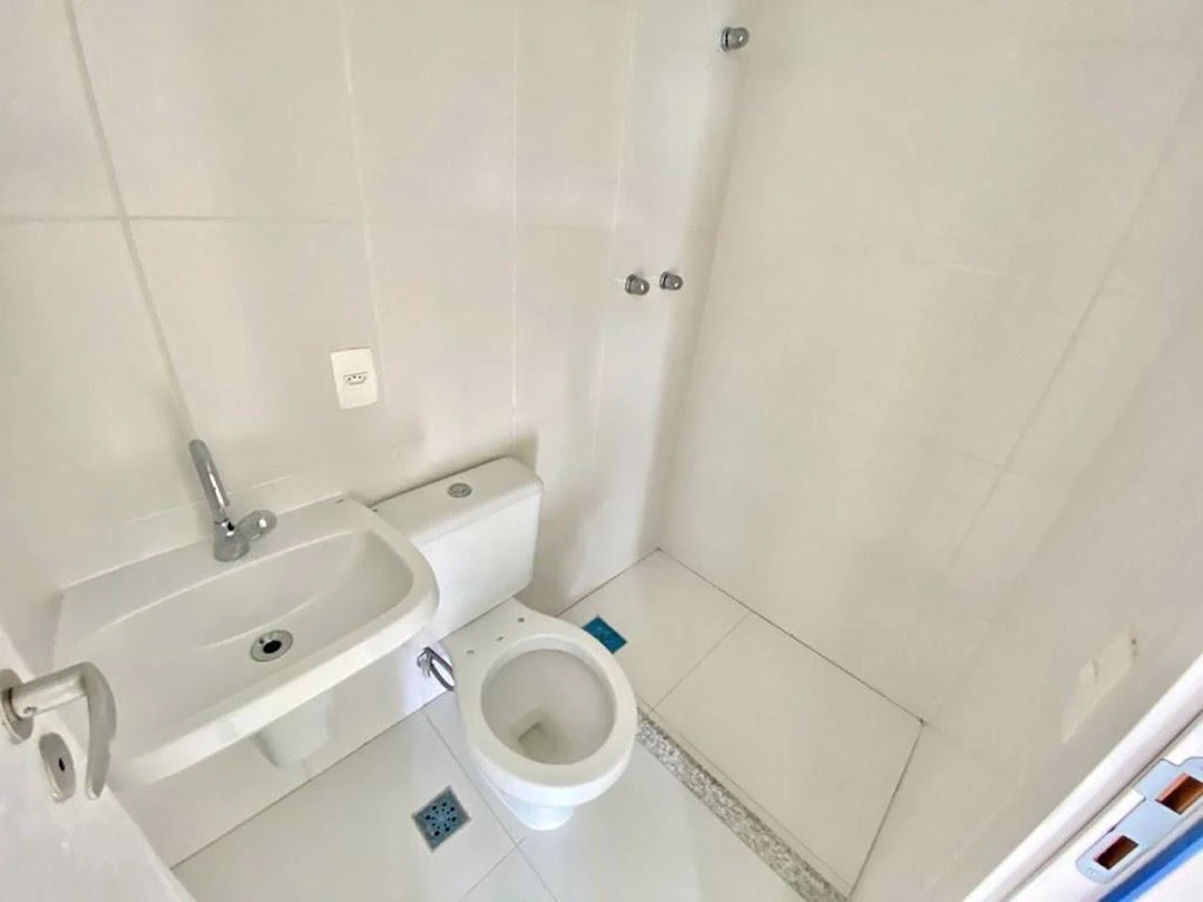 Apartamento com 3 dormitórios e varanda de 80 m² — photo 28