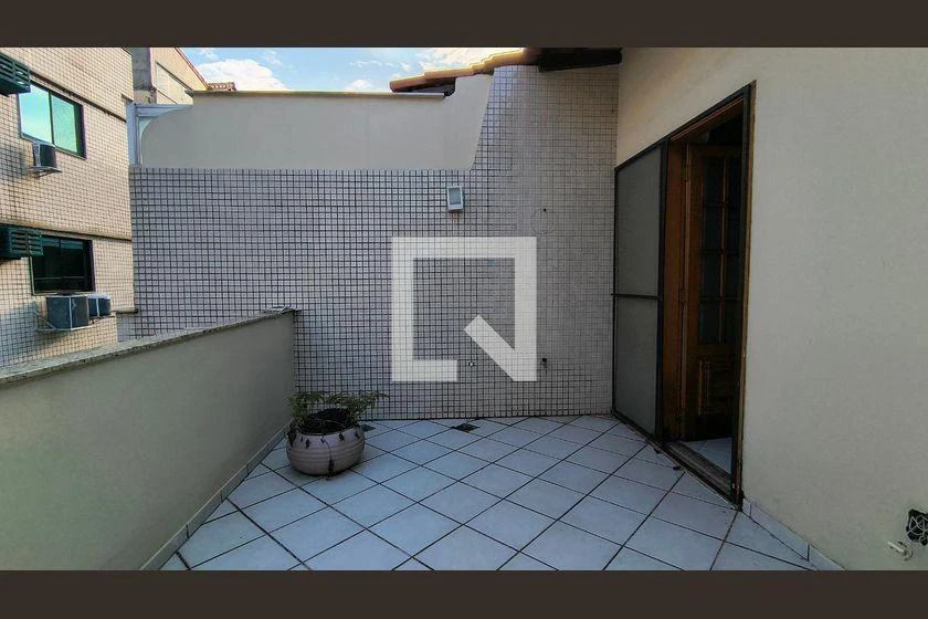 Sobrado em condomínio com 3 suítes e varanda de vidro — photo 34