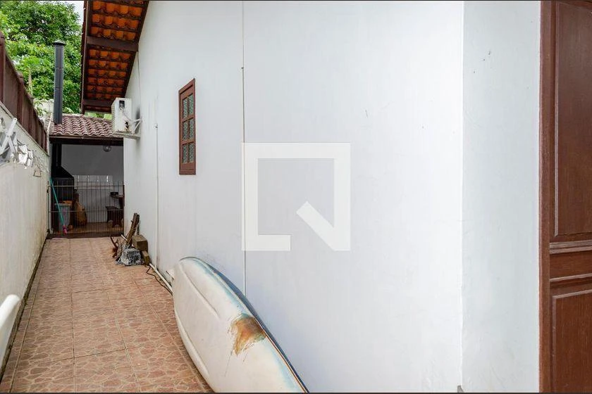 Furnished house for rent with 4 bedrooms and a pool — photo 38