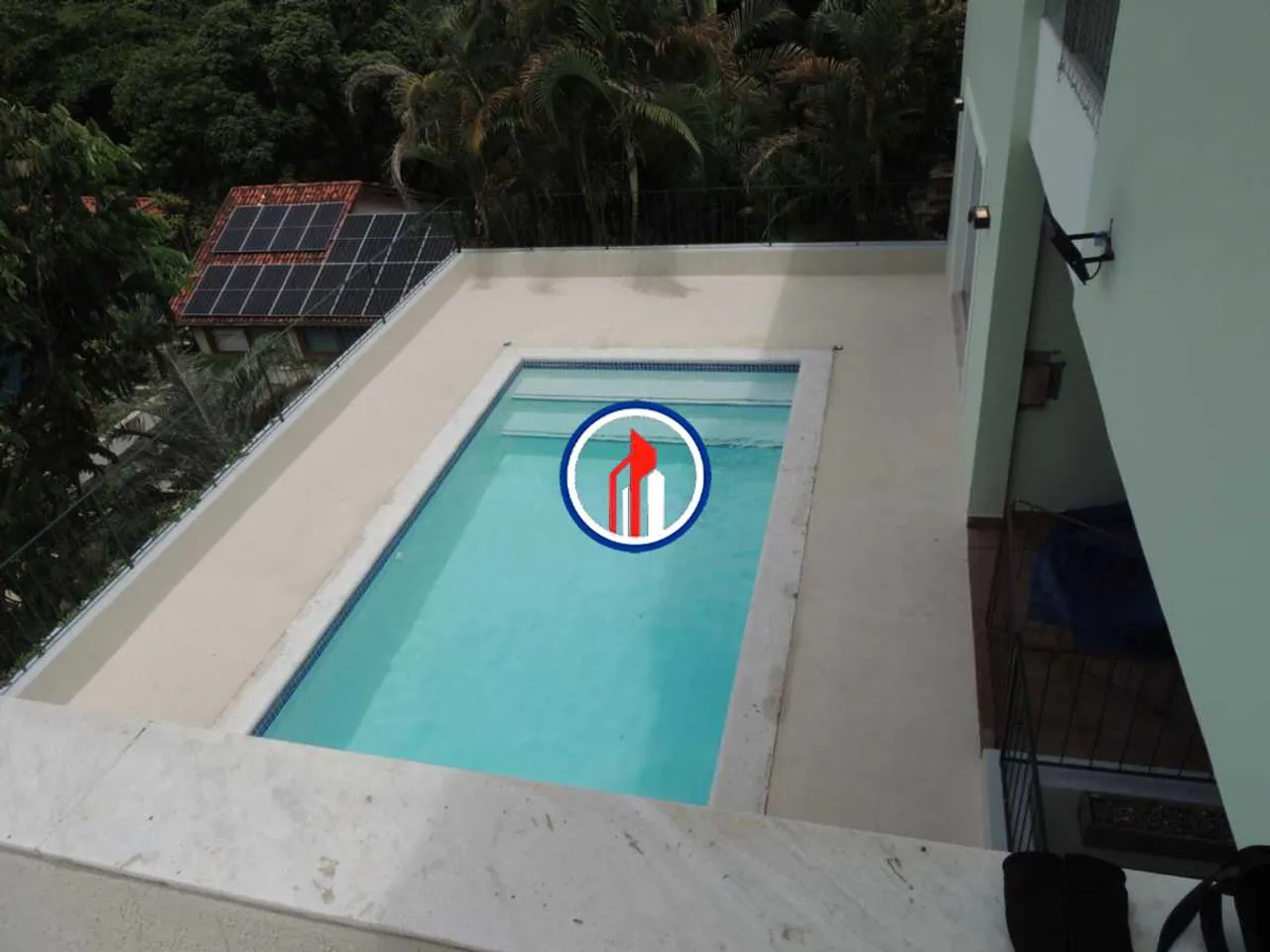 Condominium house with 4 bedrooms and balcony grill — photo 12