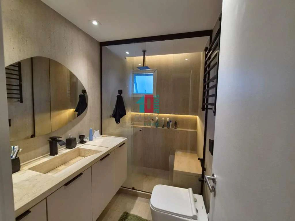 Furnished apartment, 470 m², with floor-to-ceiling windows — photo 19