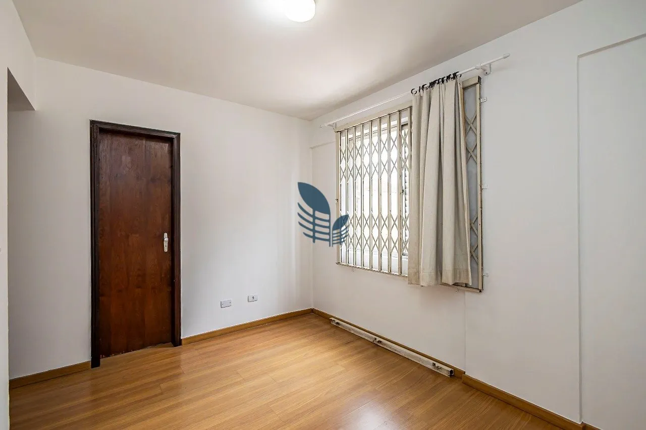 2-bedroom apartment with a bathtub in Curitiba — photo 18