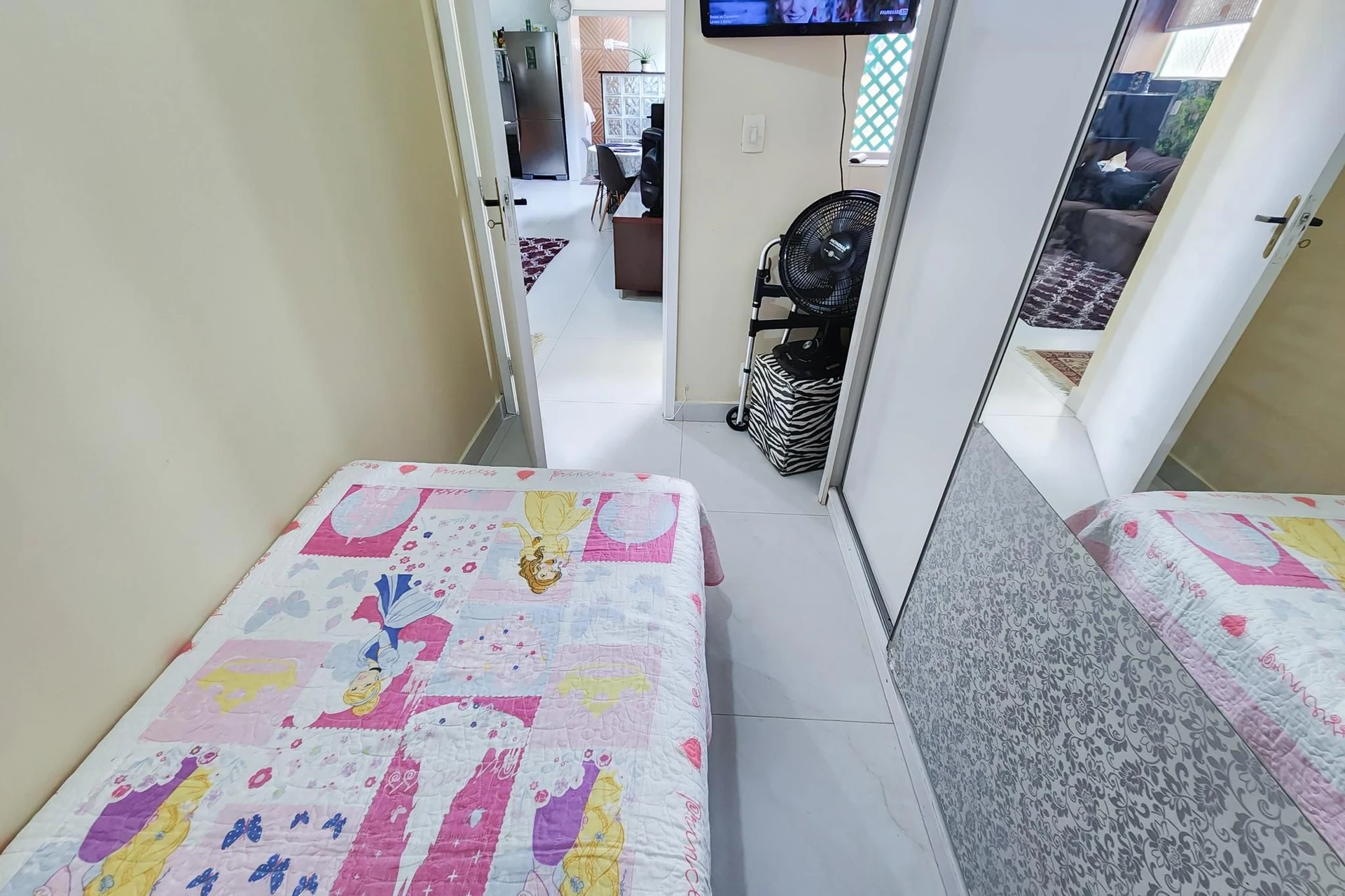Furnished apartment, 85 m², with a home office — photo 30