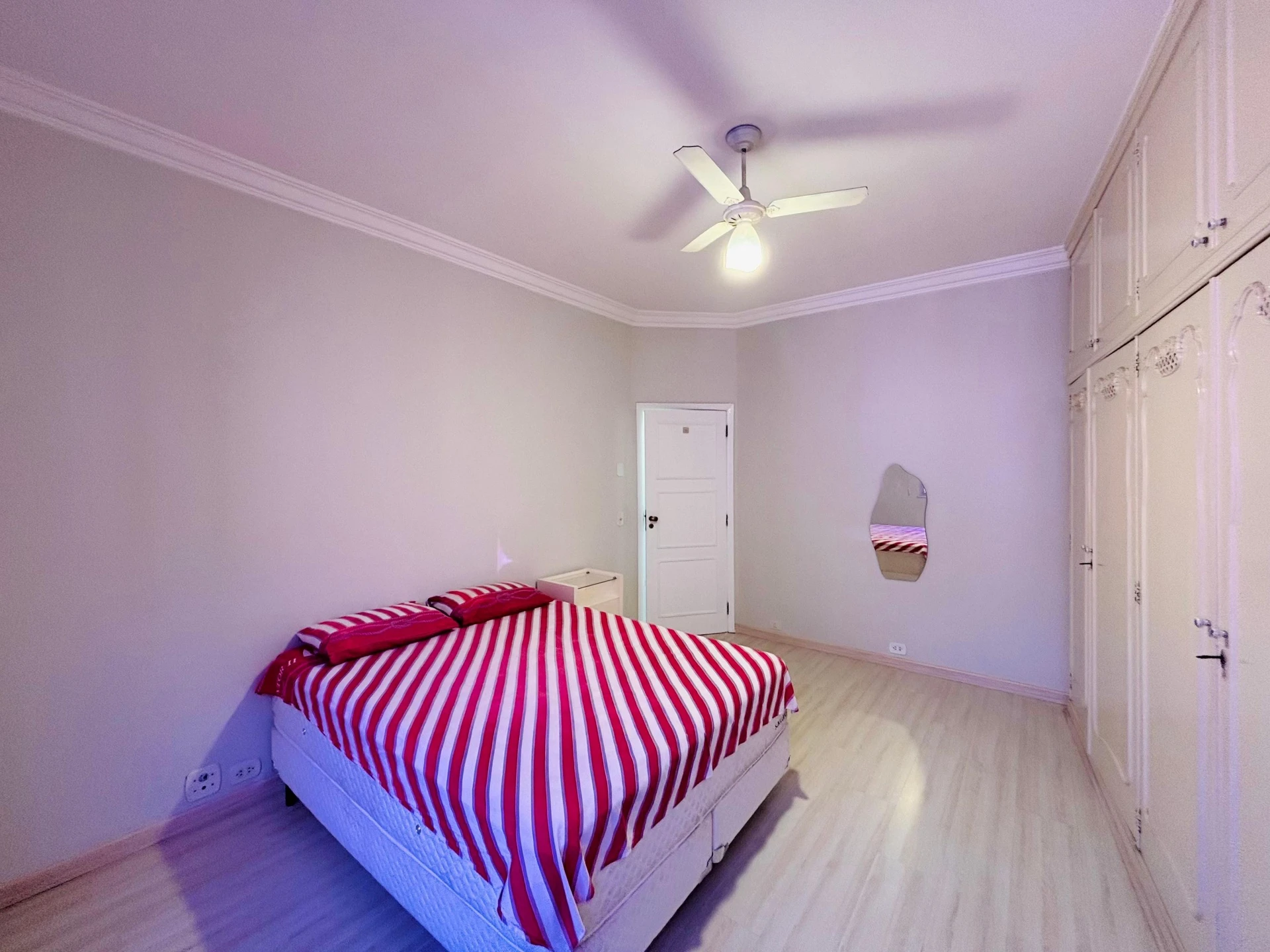Mountain view in a 3-bedroom apartment, 120 m² — photo 18