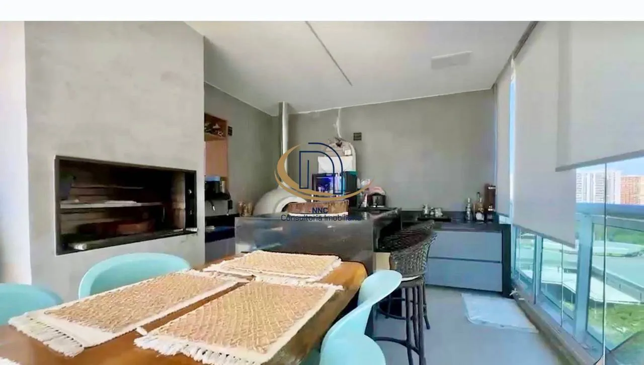 Apartment with 3 bedrooms, 5 bathrooms and 2 parking spots — photo 42