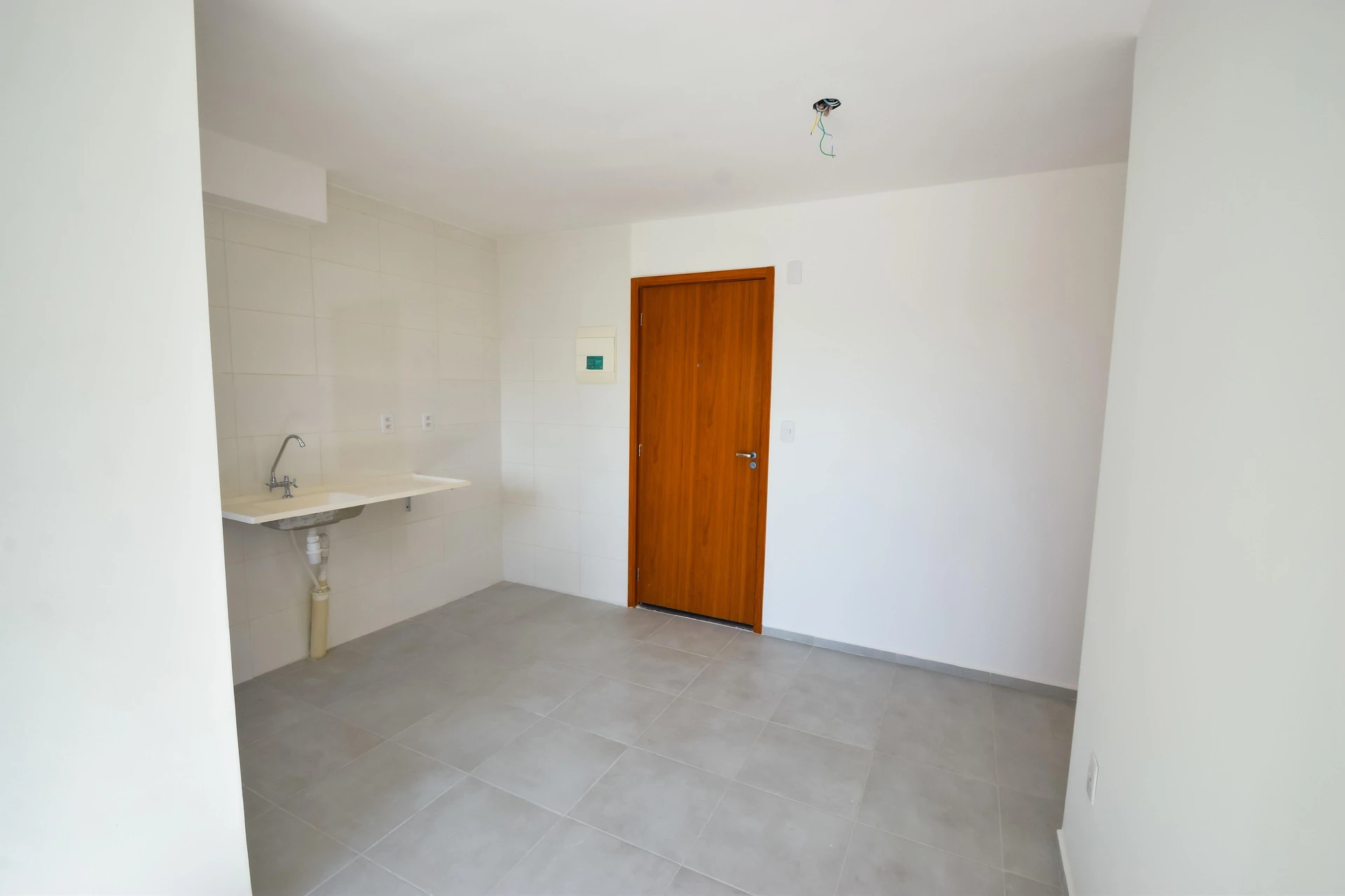 Mountain view in a 2-bedroom apartment, 42 m² — photo 8