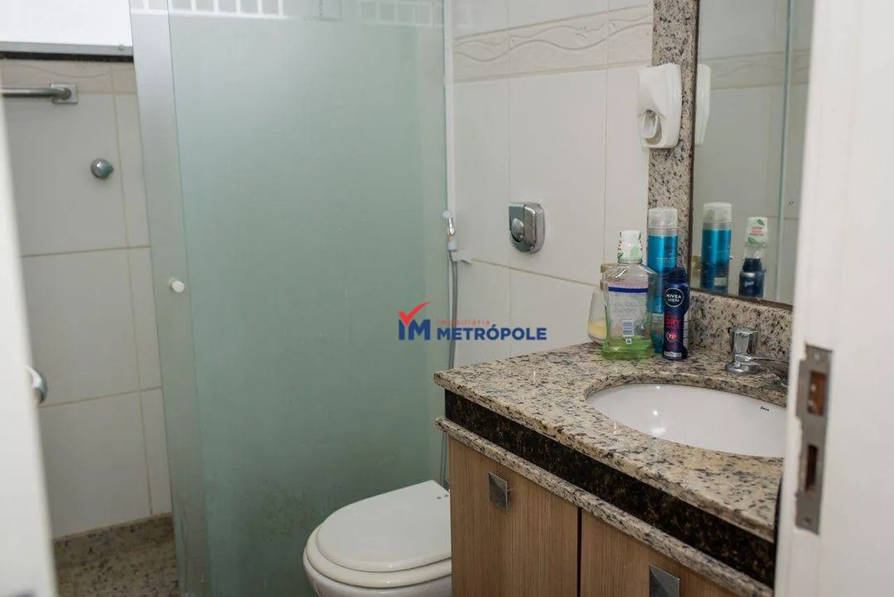 Furnished 354 m² house with 4 bedrooms and 7 bathrooms — photo 30