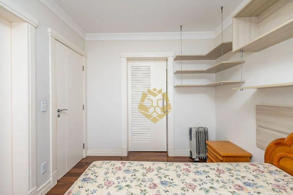 Меблированный дом: 4 спальни с санузлом и 7 ванных — photo 32