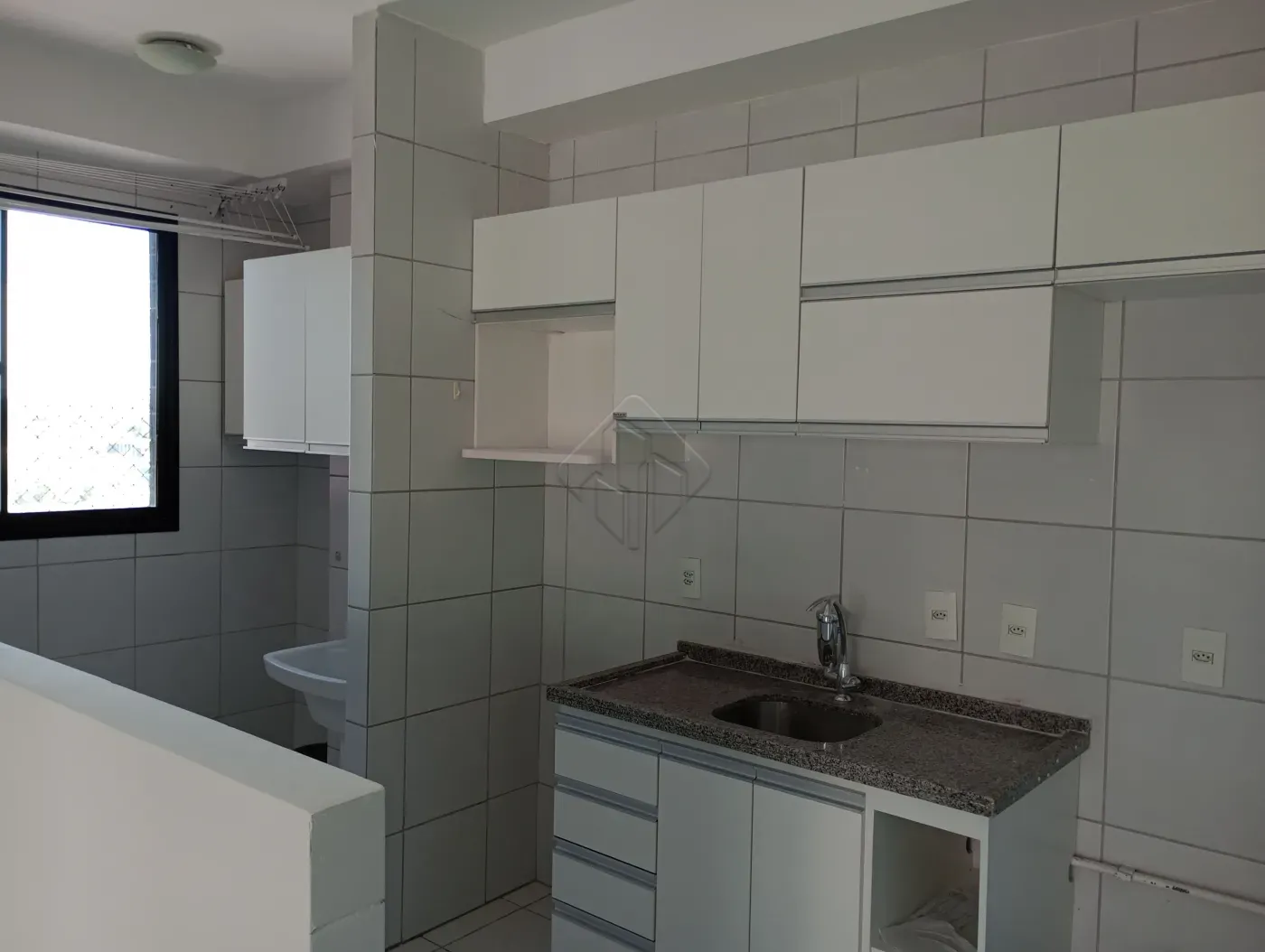 Квартира с 3 спальнями и отдельной кухней — photo 17